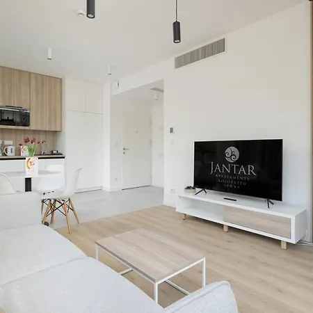 Shellter 117 J - By Jantar