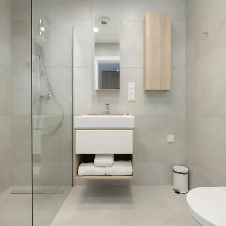 Shellter 117 J - By Jantar * Rogowo (Gryfice)