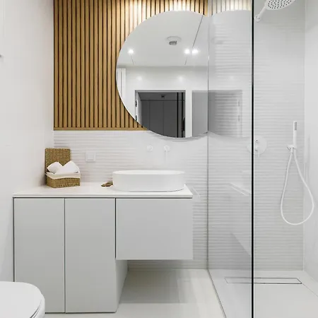 Shellter 117 J - By Jantar Apartment *