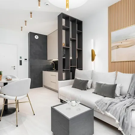 Shellter 117 J - By Jantar Apartmán *