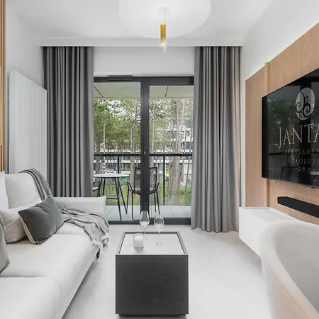 Shellter 117 J - By Jantar Apartmán *