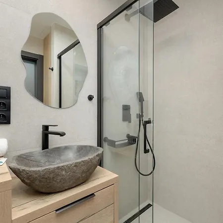 Shellter 117 J - By Jantar