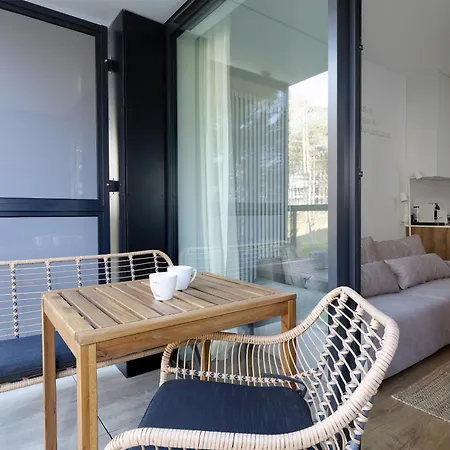 Shellter 117 J - By Jantar Apartment *
