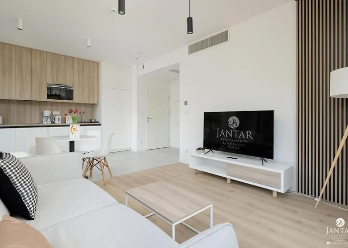 Shellter 117 J - By Jantar