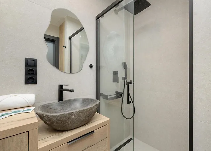 Shellter 117 J - By Jantar